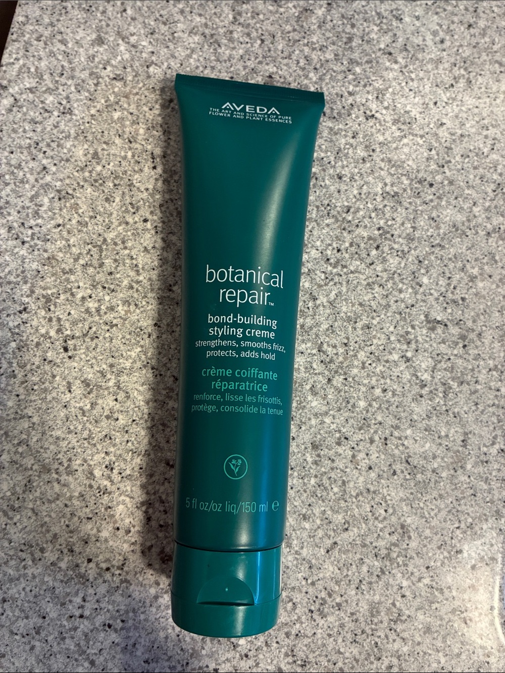 AVEDA Botanical Repair Styling Creme